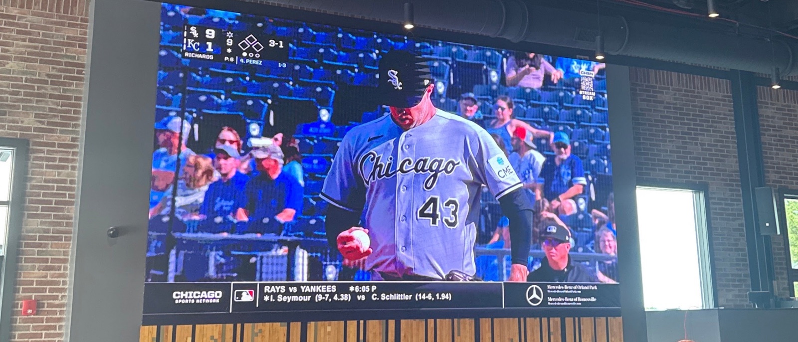 Where to Watch the White Sox Playoff Games in St. Charles, IL
